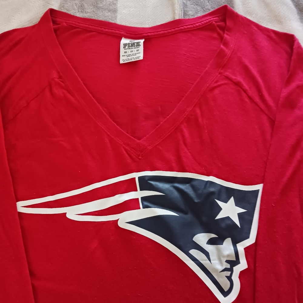 Victoria Secret( Pink )NFL Patriots shirt